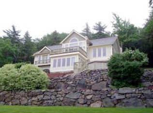 186 Chestnut Dr, Gilford, NH 03249
