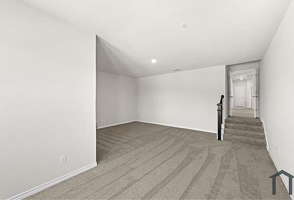 4th image of 6978 Westlake Dr