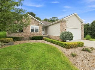 3059 Wexford Cir, Port Huron, MI 48060