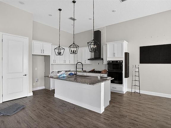2nd image of 9307 San Jose Blvd