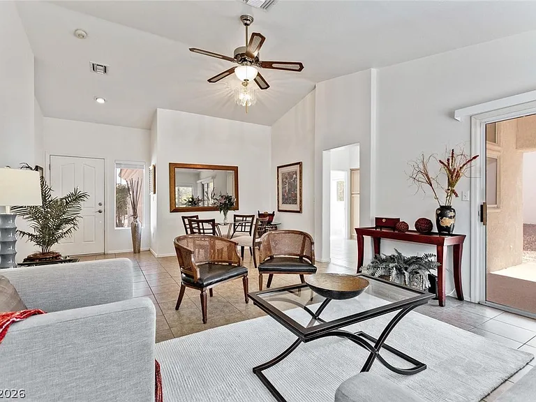 2817 Byron Dr — Photo 5