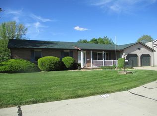 1816 Lyndhurst Dr, Savoy, IL