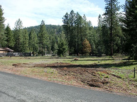 2nd image of 100 Ponderosa Ln