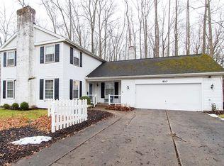 810 Beechwood Dr, Medina, OH 44256