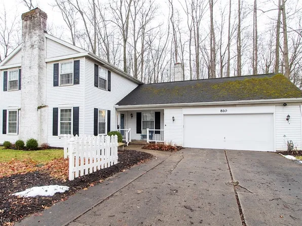 810 Beechwood Dr, Medina, OH 44256