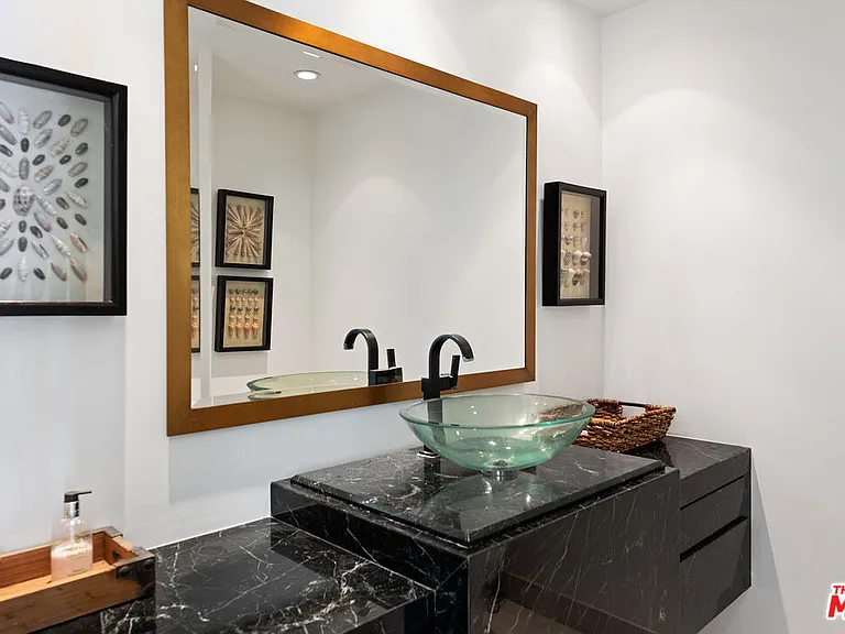 29020 Cliffside Dr — Photo 38