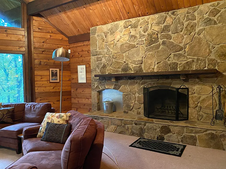 220 Ruffin Mill Rd — Photo 6