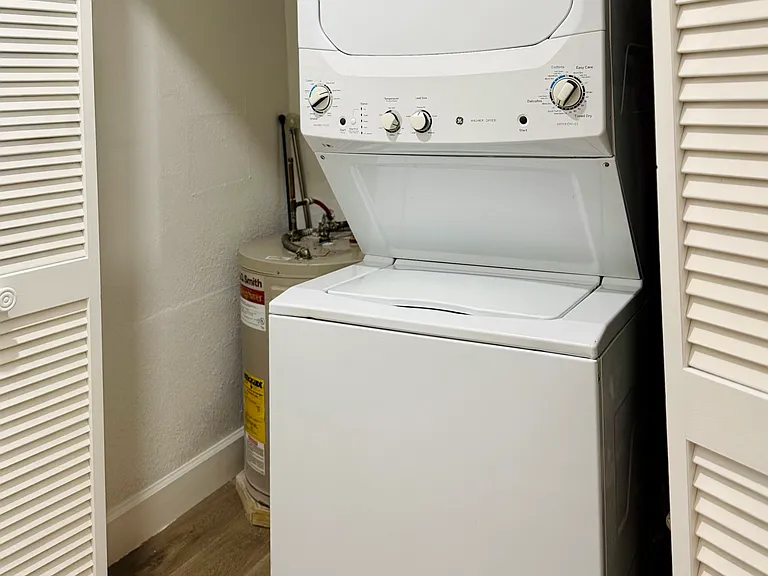 6320 Cedar St NE — Photo 18