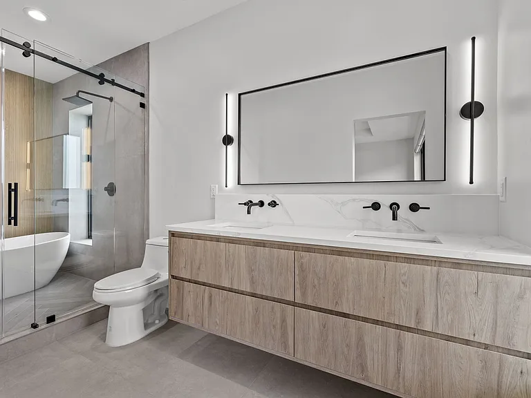 2507 N Massachusetts Ave #1 — Photo 31