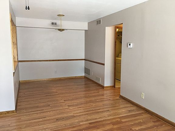 Natural light dining