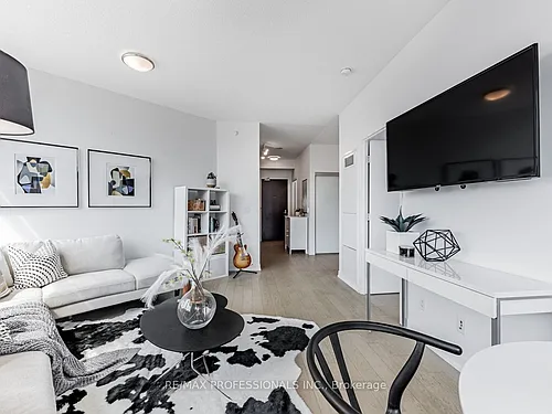 120 Bayview Ave #N303 Photo 1