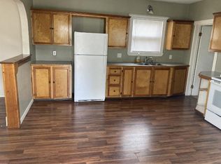 8 Pleasant St #B, Dayville, CT 06241