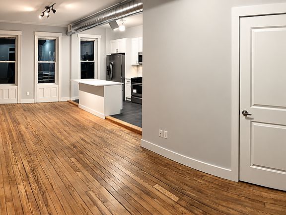 2nd image of 6564 Myrtle Ave #3N