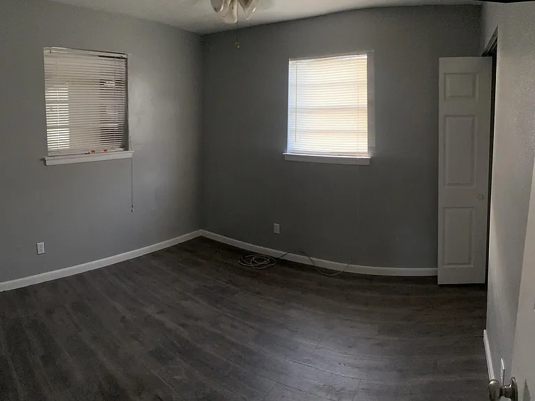 6417 Hampton Rd — Photo 4