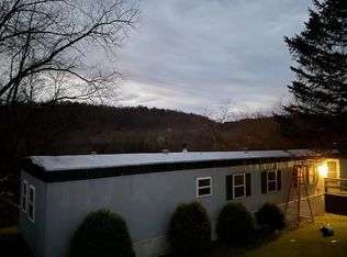 203 Old Pittsburgh Rd, Uniontown, PA 15401