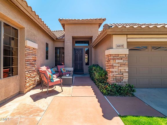 5th image of 6877 W LARIAT Lane