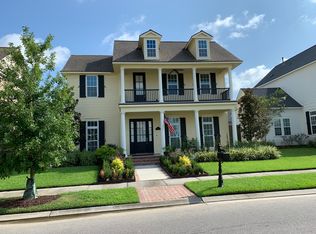 15551 Long Farm Rd, Baton Rouge, LA 70817