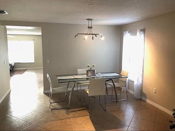 2nd image of 1929 Kimlyn Cir