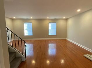222 Moore St FLOOR 2, Philadelphia, PA 19148