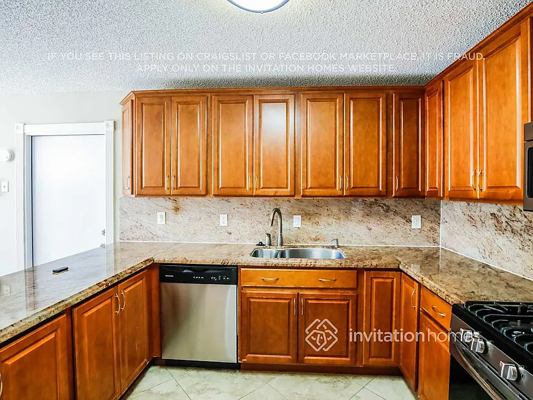 4931 Messana Ter — Photo 5