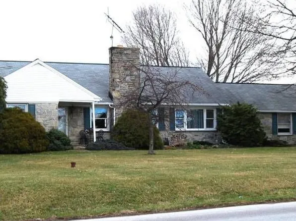 119 Eastbrook Rd, Lancaster, PA 17572