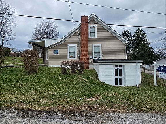 3rd image of 2416 26th St