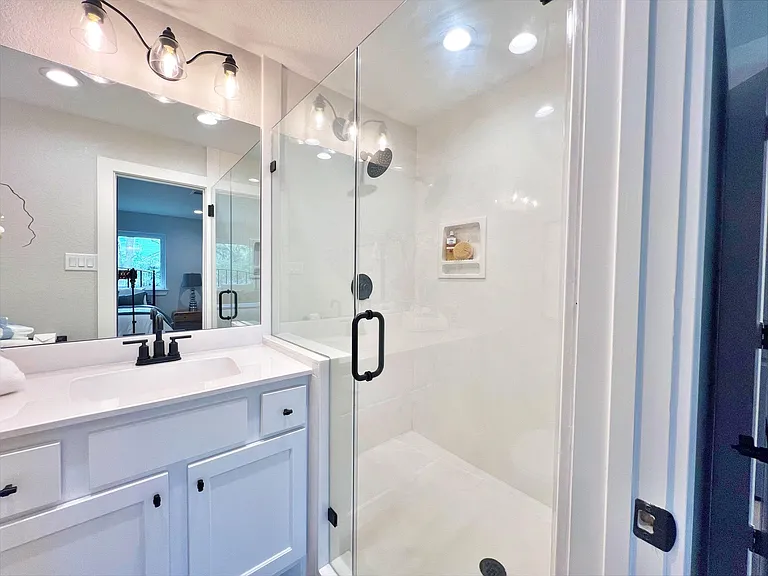 701 Cannan Dr — Photo 13