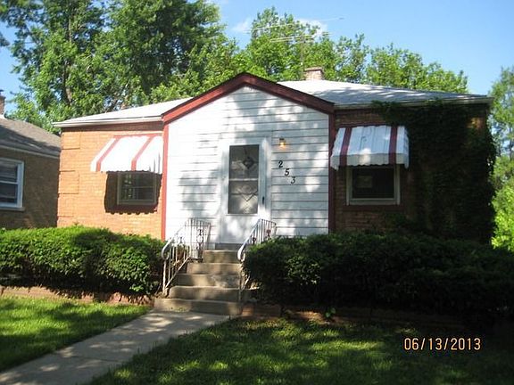 2nd image of 253 Linden Ave