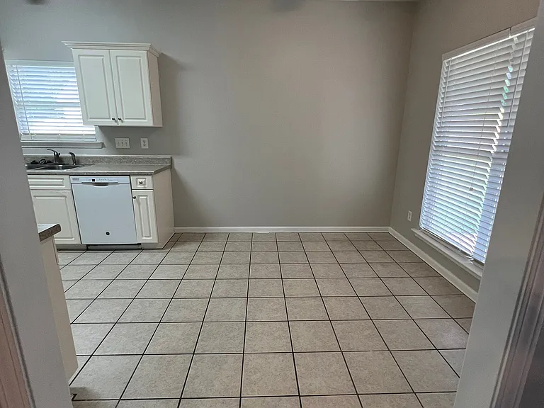 1274 Pebble Creek Cir — Photo 28