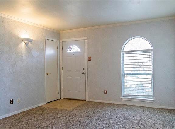 4th image of 1244 Elmwood Dr