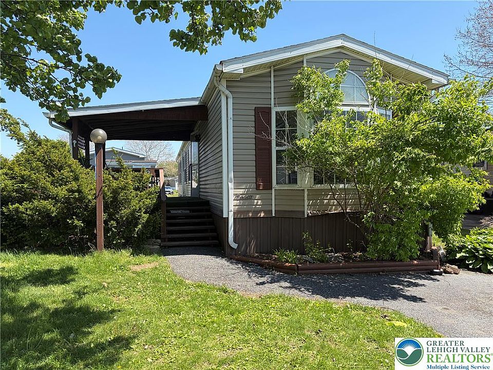 1st image of 82 Juniper Ct