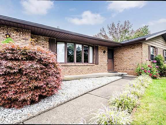 2nd image of 11105 Evergreen Dr