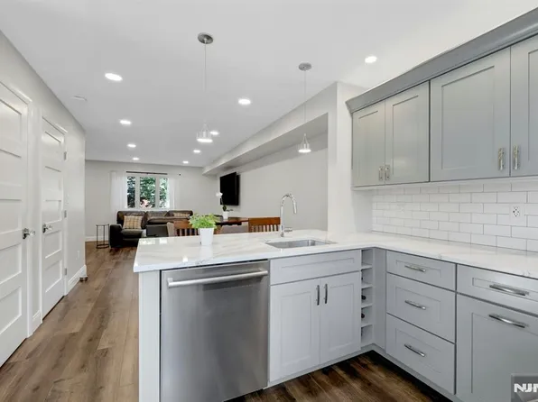 66 Grant Ave #C, Dumont, NJ 07628