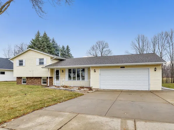 2527 Garden Park Ter, Green Bay, WI 54311