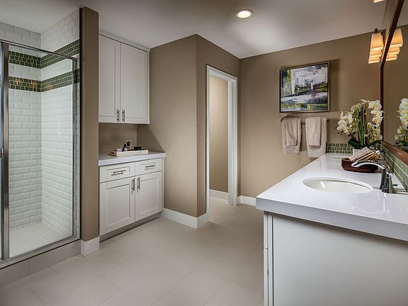 5th image of 15335 Lotus Cir #1A5UPP
