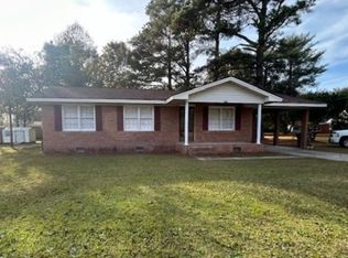 1006 Butler Mill Rd, Bladenboro, NC 28320