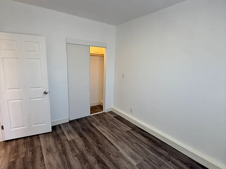 10025 S Gramercy Pl #1/2 — Photo 11