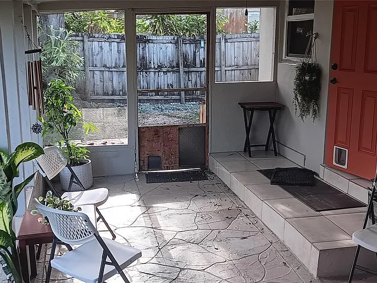 1600 SW 14th St — Photo 16