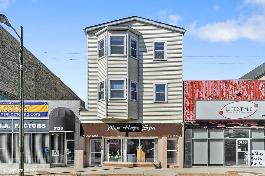 3128 N. Lincoln Ave.