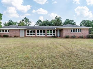 143 Story Ln, Leesburg, GA 31763