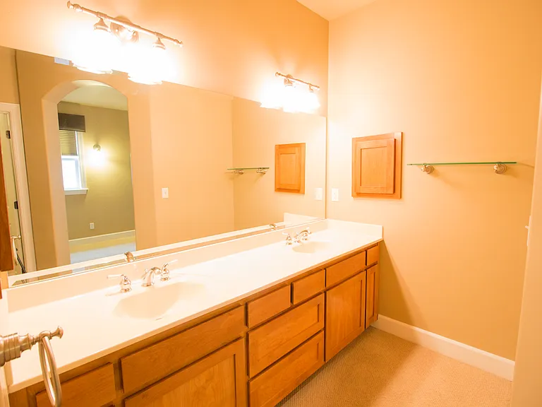 105 Taylor St — Photo 12