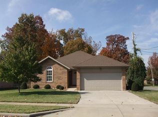 1007 S Karla Ave, Springfield, MO 65804