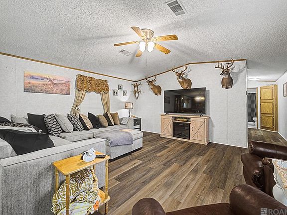 3rd image of 107 Tristen Ln
