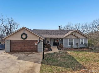 1055 Finney Rd, Robertsville, MO 63072