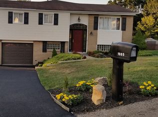 1005 Bernice Dr, Allison Park, PA 15101