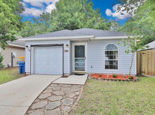 2989 E Mikris Dr, Jacksonville, FL 32225