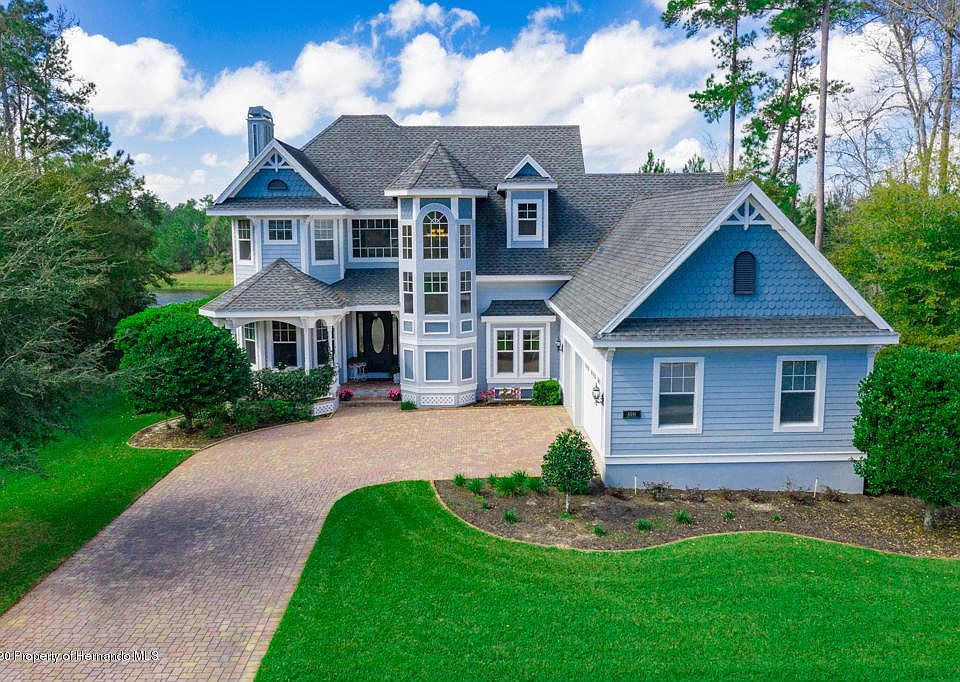 1st image of 5991 Summit View Dr