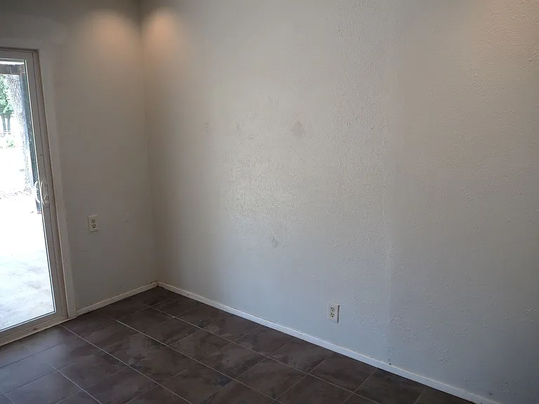 7118 FM 2931 — Photo 36