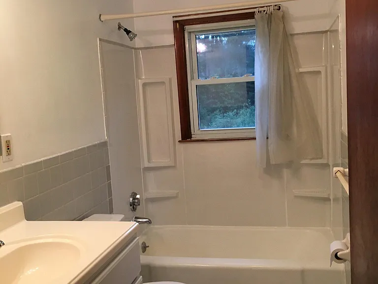 10 Pierce St #3 — Photo 8