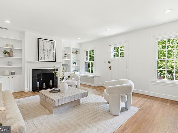 2nd image of 3533 R St NW